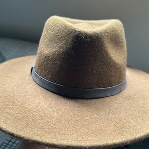 Universal Thread Brown hat with Dk Brown leather band